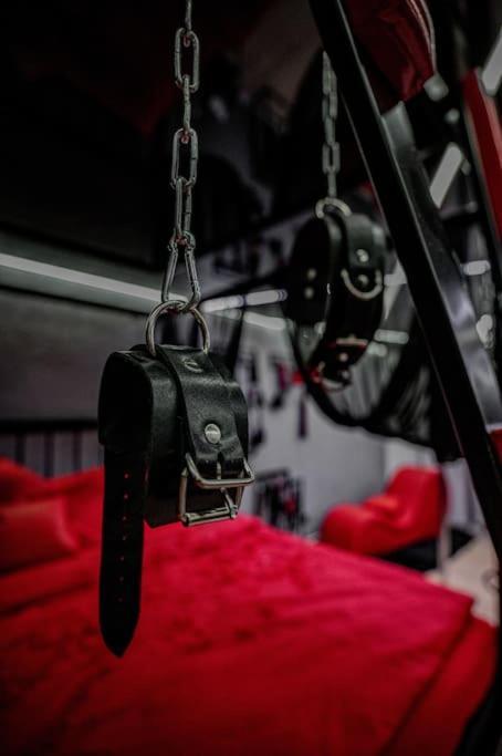 Bdsm Apartman V Bratislave -Adults Only Bratislava Exterior foto